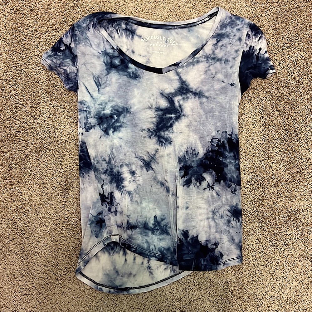 Blue and white soft/ nicely fitted tie dye